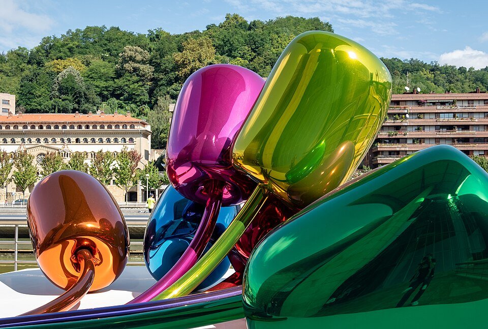thumb Tulips by Jeff Koons Guggenheim Museum Bilbao Spain PPL1 Corrected julesvernex2