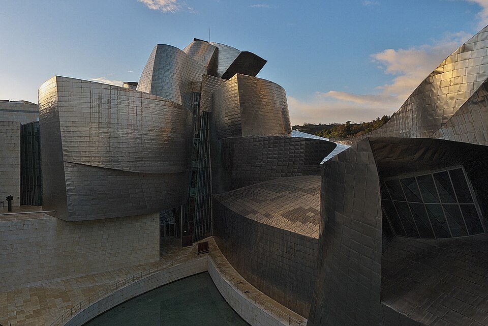 thumb Guggenheim Bilbao. Exterior